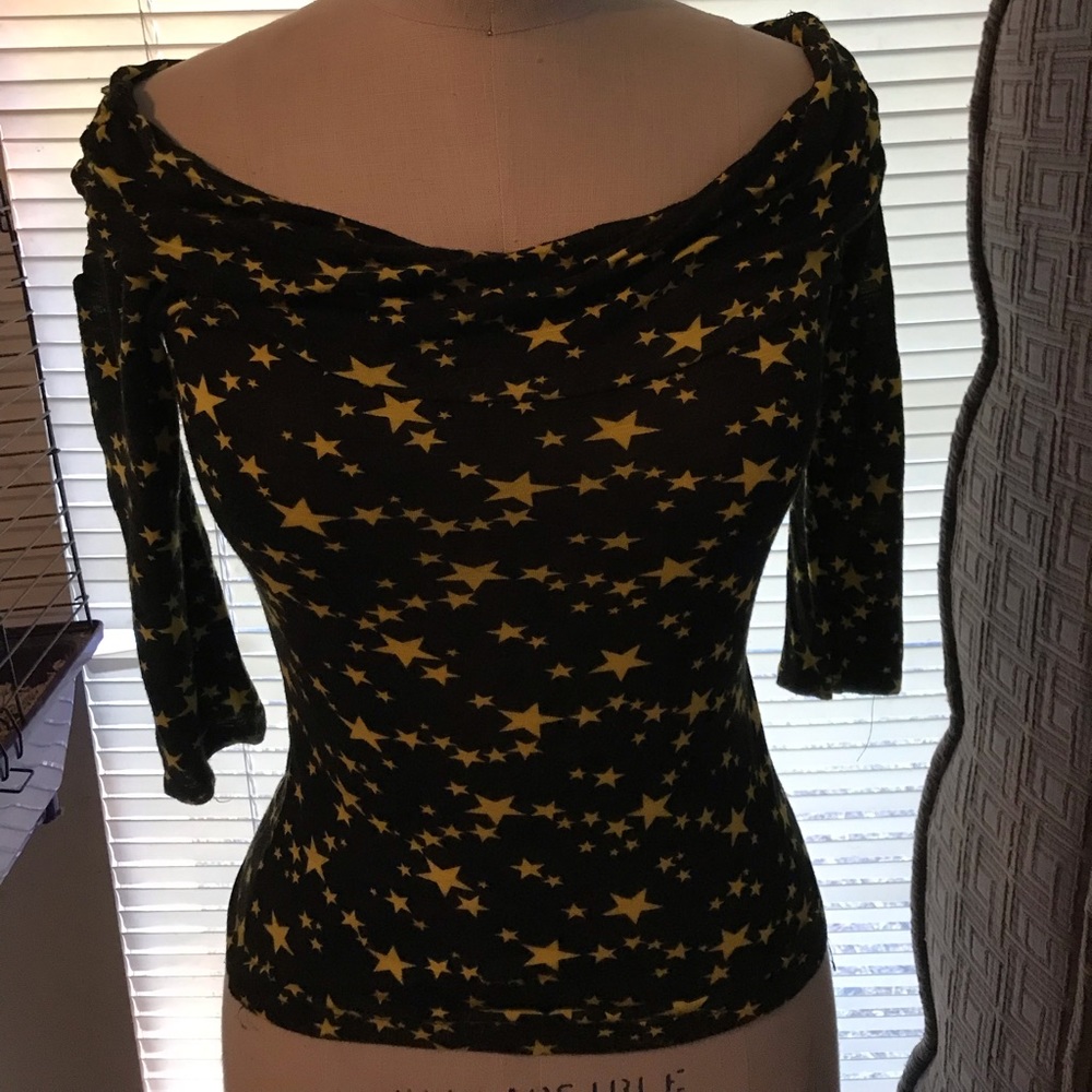 Off shoulder 3/4 sleeve top